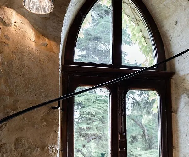 Летний дом Chateau Marteret Вик-Фезансак