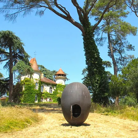 Country house Chateau Marteret